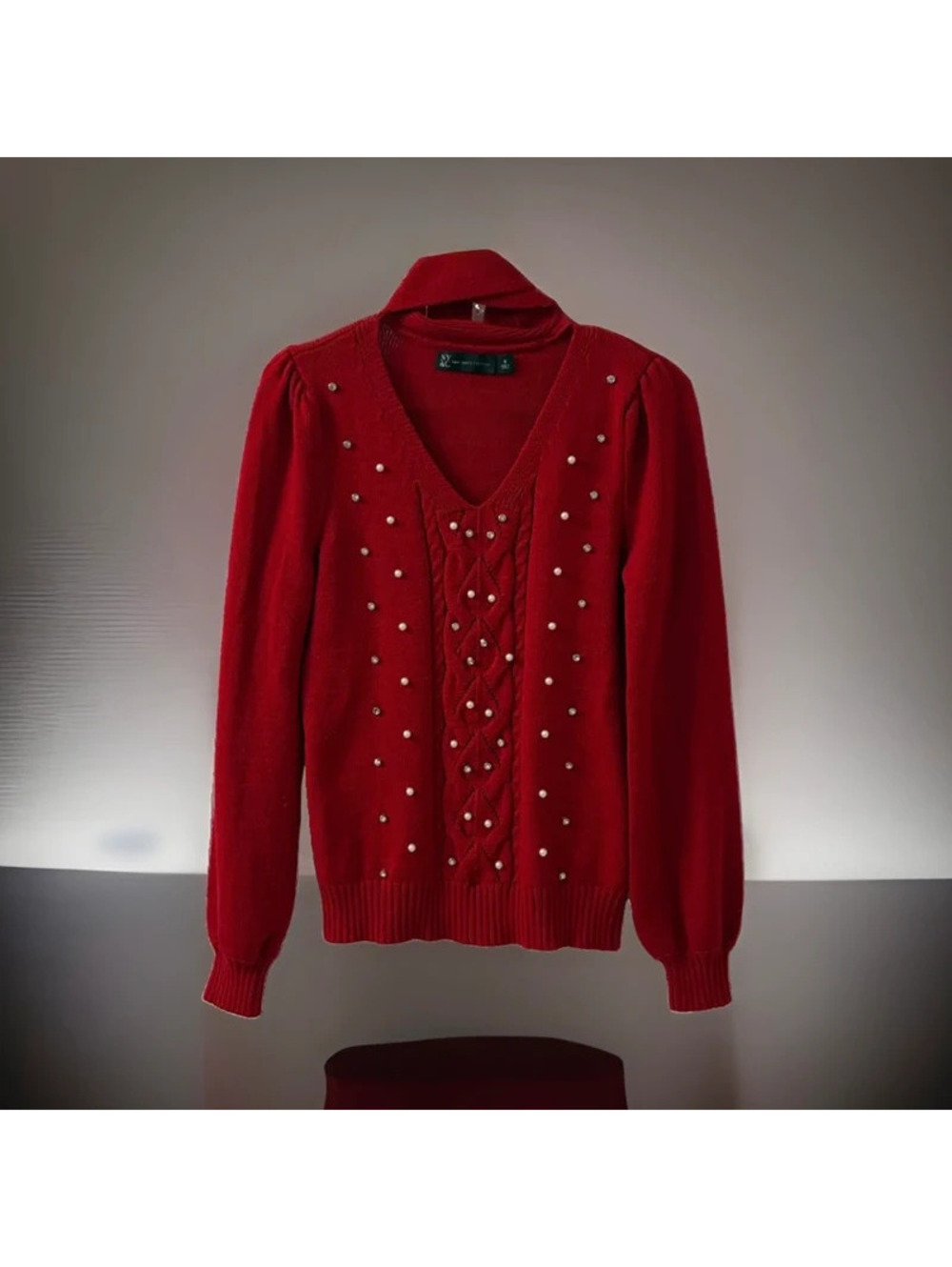 New York & Company Womens Small Red Cable Knit Pearl Rhinestone Sweater Scarf